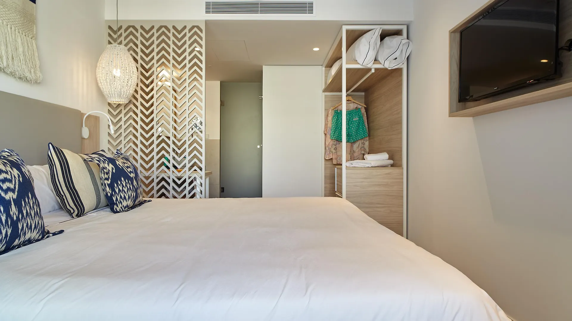 *** Апарт-отель Marina Palace By Intercorp Hotel Group Сан-Антонио-Абад Испания