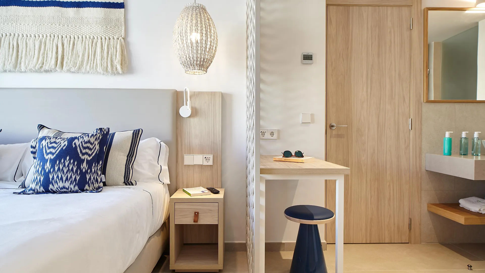 Sant Antoni de Portmany Marina Palace By Intercorp Hotel Group 3*, Sant Antoni de Portmany ספרד