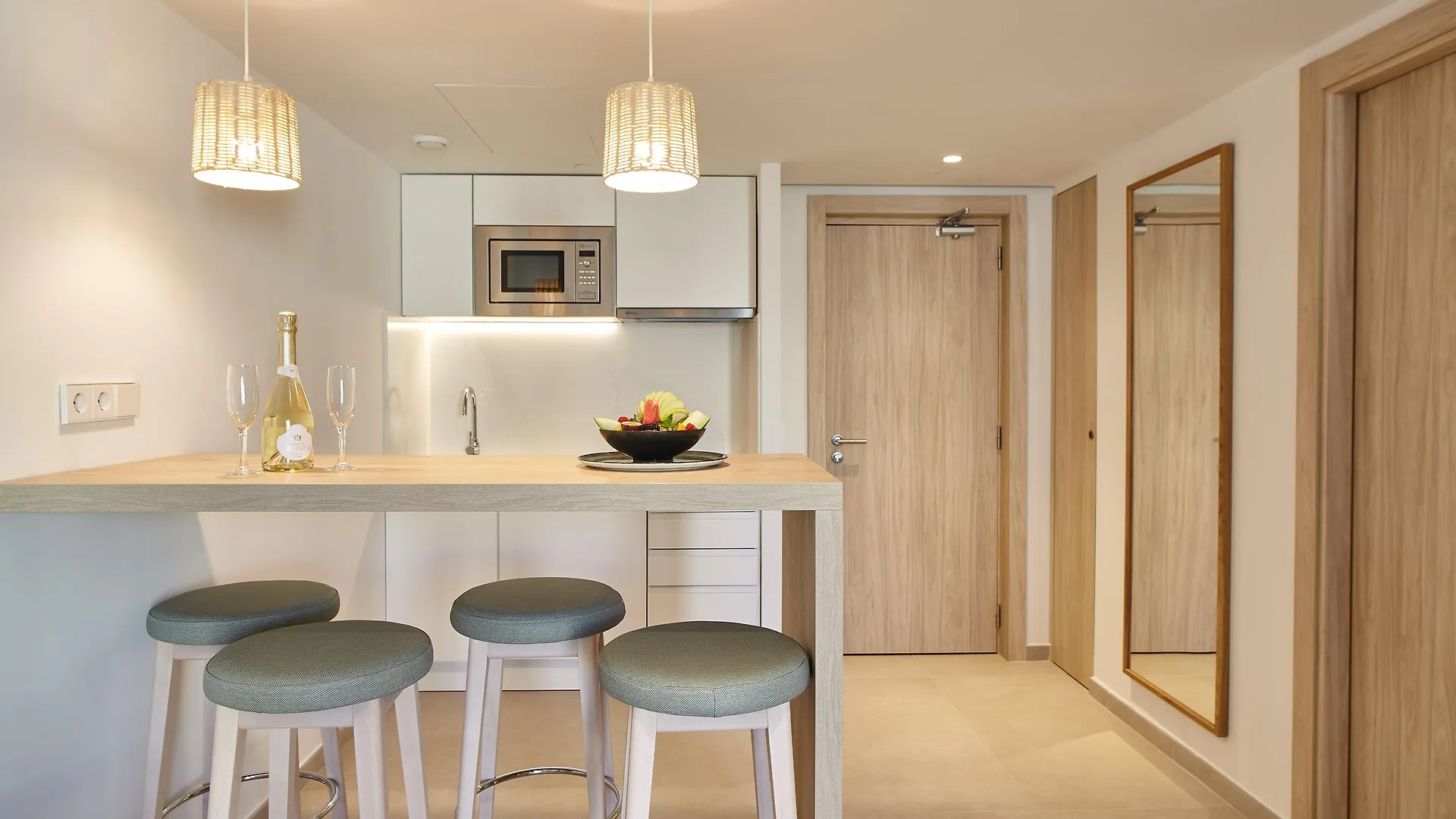 Marina Palace By Intercorp Hotel Group Сан-Антонио-Абад 3*,