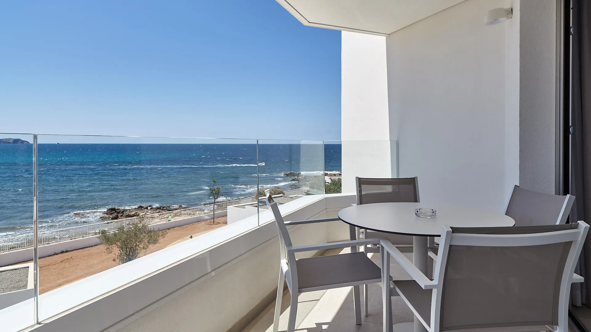 Aparthotel Marina Palace By Intercorp Hotel Group San Antonio